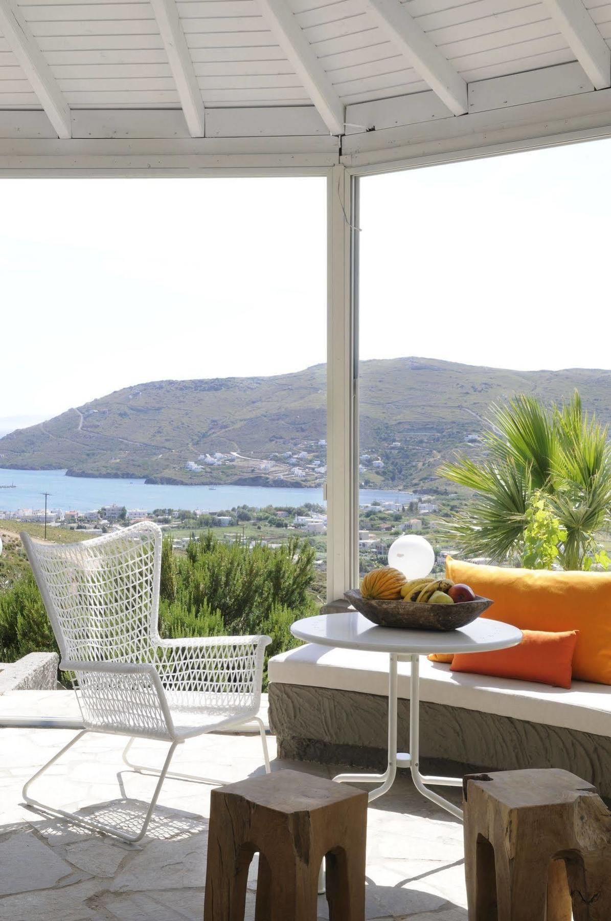 Kymothoi Rooms & Pool Bar Gavrio Eksteriør billede