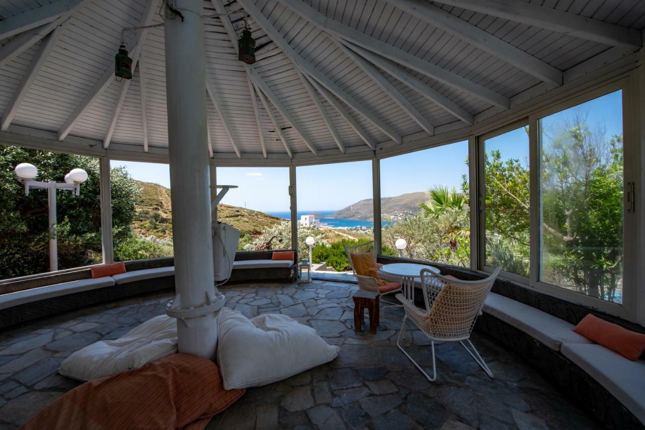 Kymothoi Rooms & Pool Bar Gavrio Eksteriør billede